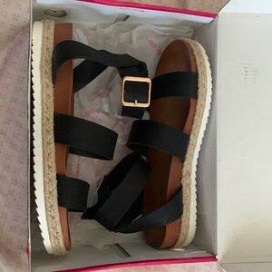 Black Sandals w/ Small Wedge, Dream Pairs